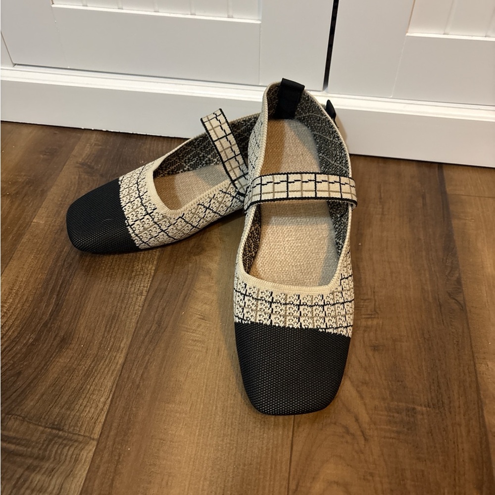 Mary Jane Knit Square Toe Flats Size 10 Minimalist Academia